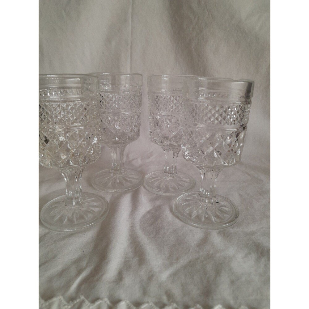 Anchor Hocking Wexford cordial/shot diamond point glasses set of 4